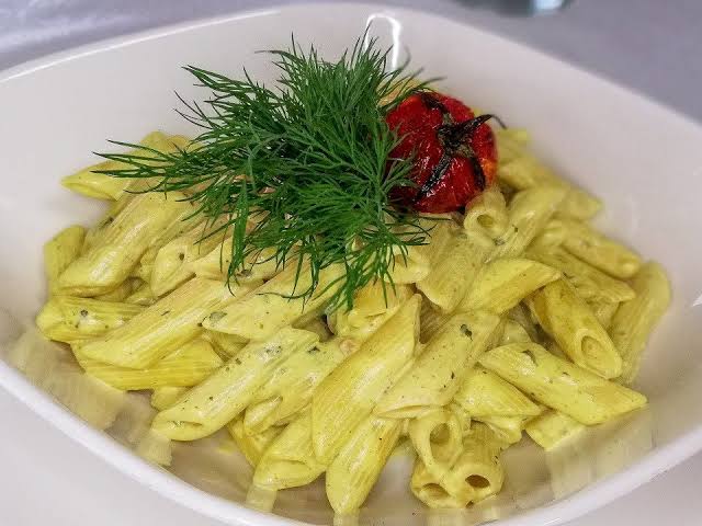 KÖRİ TAVUKLU PENNE